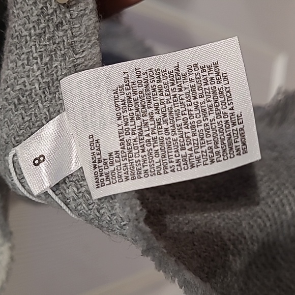 Uniqlo 2Way Stole Neutral Checked 04 Gray 100% Acrylic - Picture 5 of 7